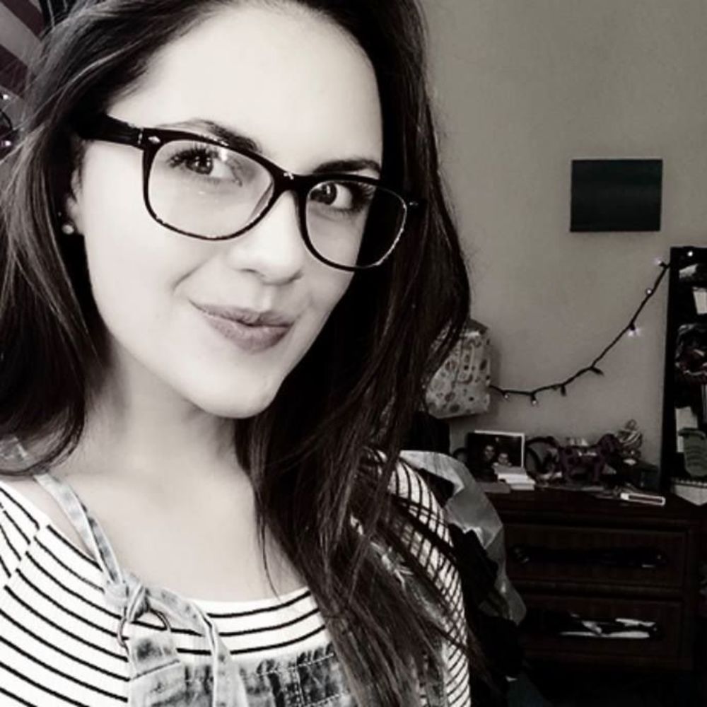 Meet your Posher, Isabella